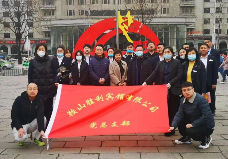 學(xué)習(xí)雷鋒在行動，黨業(yè)融合我先行